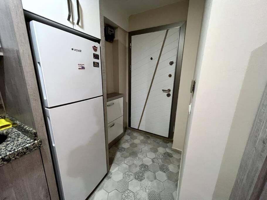 Basement Floor, Erasta Mall Karsisi, 1+0 Stuedyo '23' Анталия Екстериор снимка